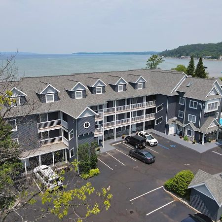 103 North Shore Innトラバーズ・シティ エクステリア 写真